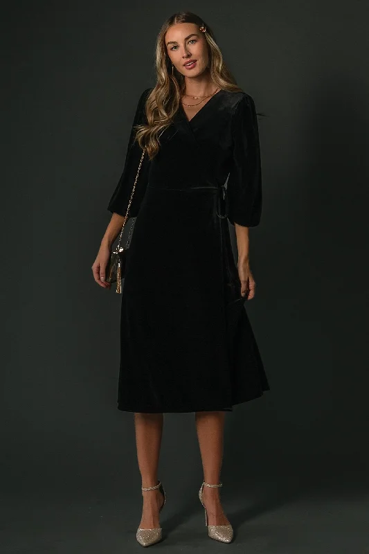 Beckinsale Velvet Wrap Dress | Black