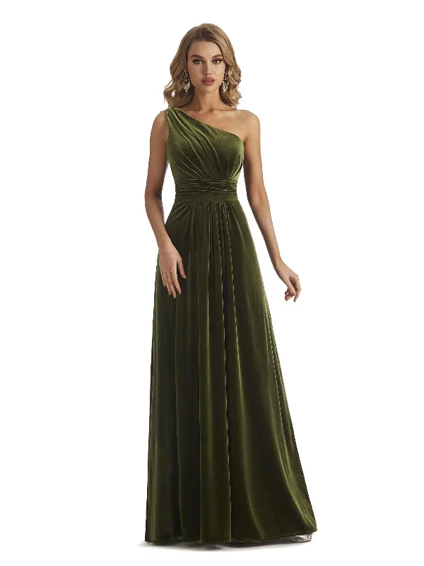 Elegant One Soulder Unique A-line Velvet Long Bridesmaid Dresses